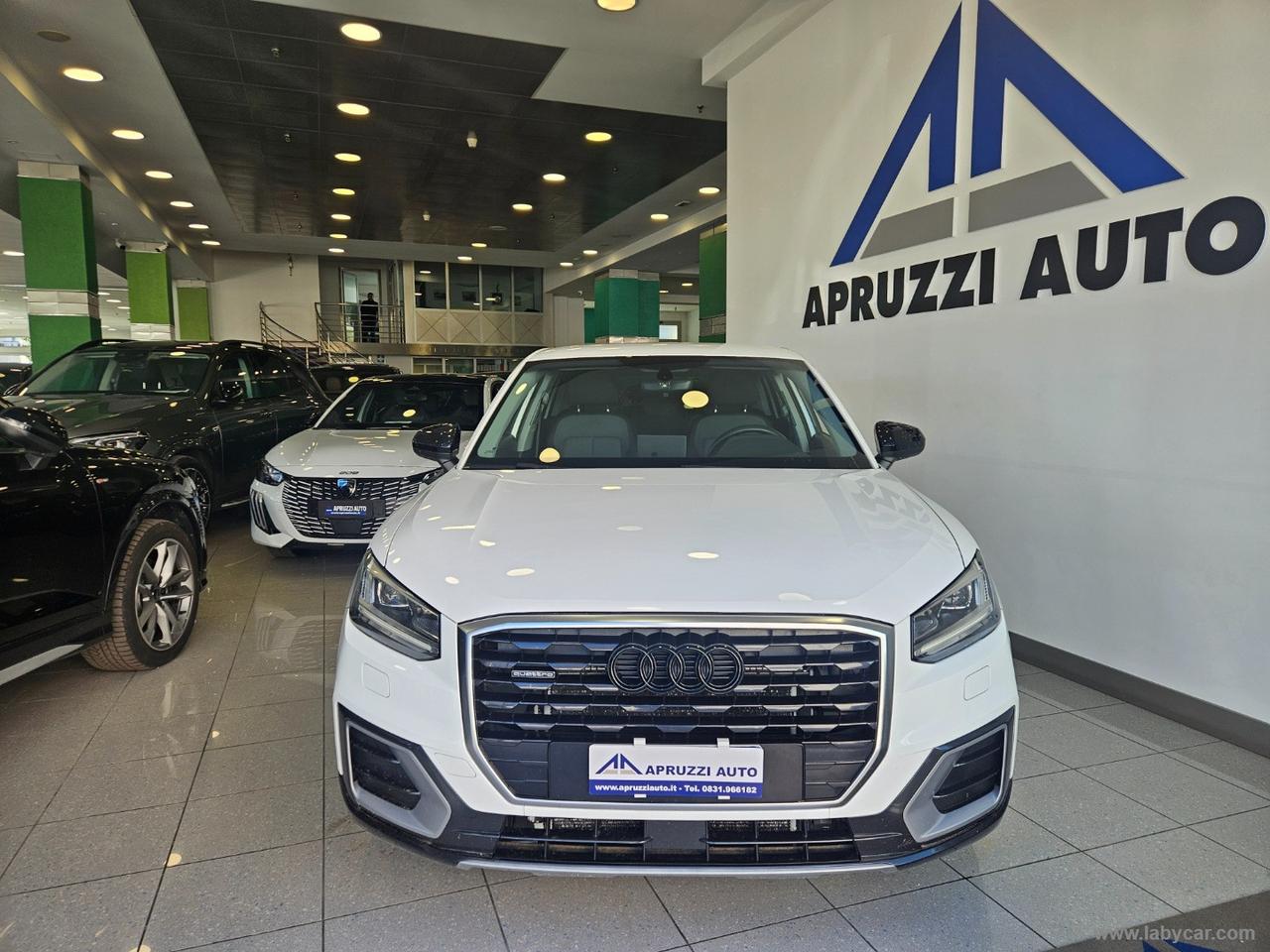 AUDI Q2 35 TDI quattro S tronic Business Adv.