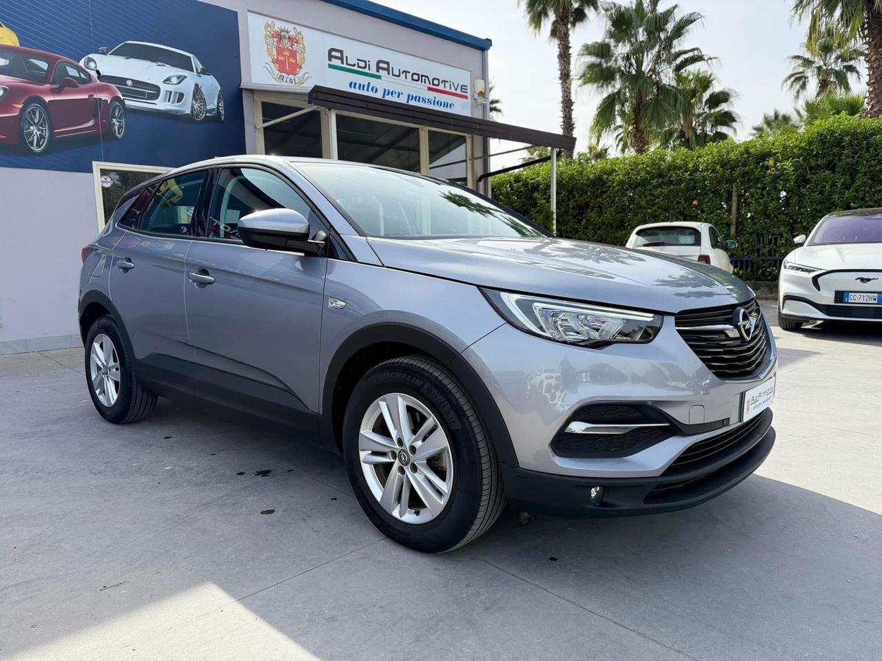 Opel Grandland X 1.5 diesel Ecotec Start&Stop aut. Business Ed.