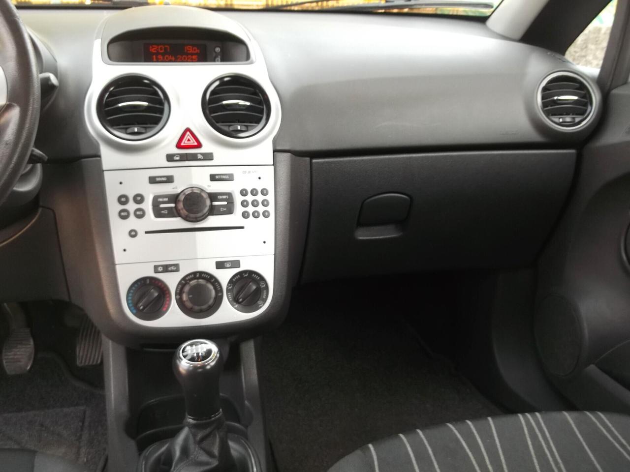 Opel Corsa 1.2 GPL Casa Neopatentati 2010
