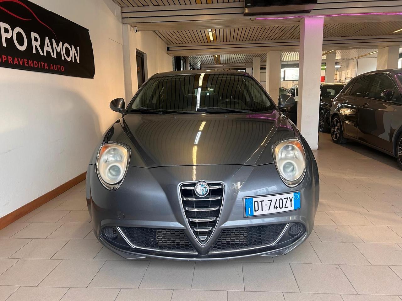 Alfa Romeo MiTo 1.6 JTDm 16V Distinctive Sport Pack