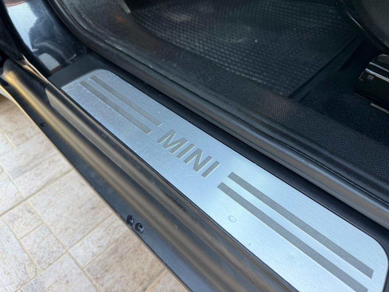 Mini One D Countryman 1.6 Business km 136.000