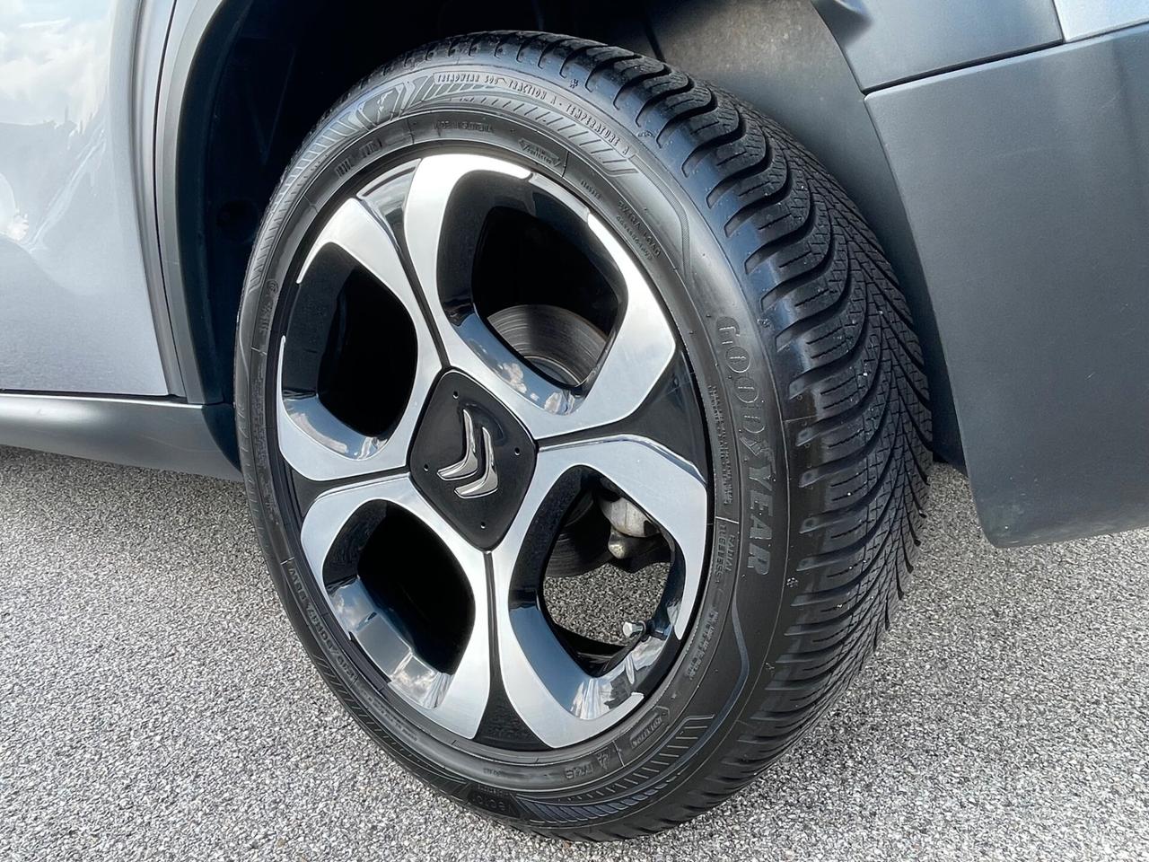 Citroen C3 Aircross BlueHDi 100 Shine