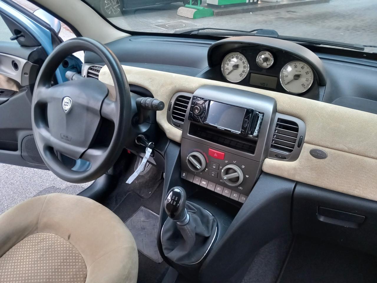Lancia Ypsilon 1.2 Argento