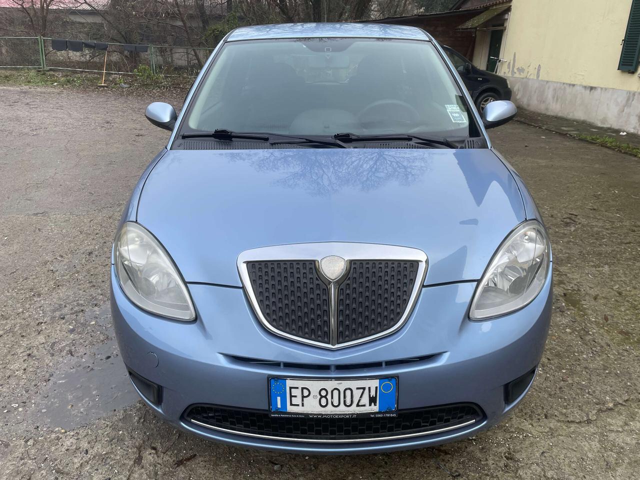 Lancia Ypsilon 1.2 Oro