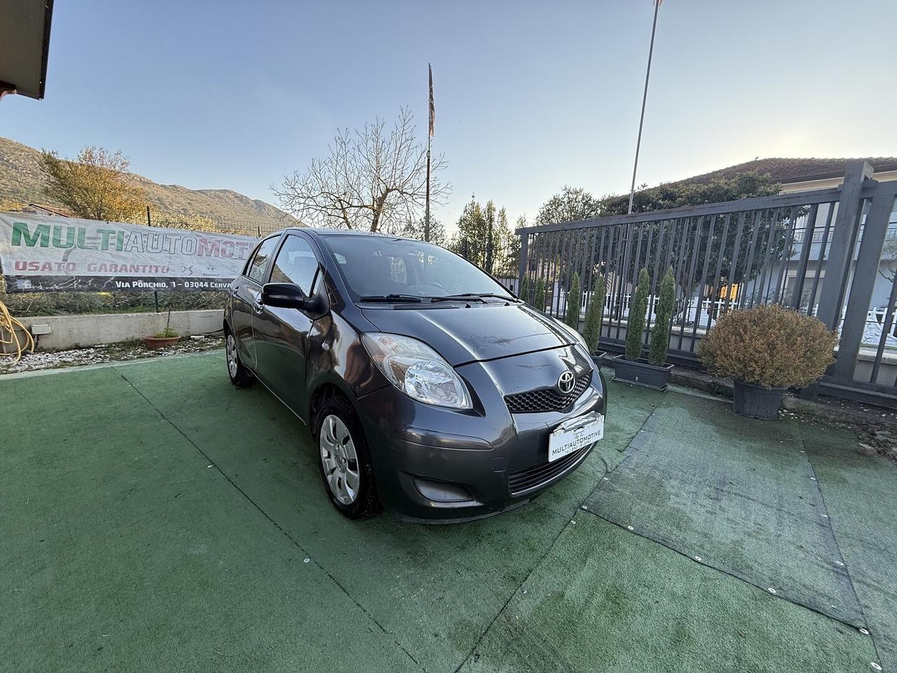 TOYOTA YARIS 2" SERIE