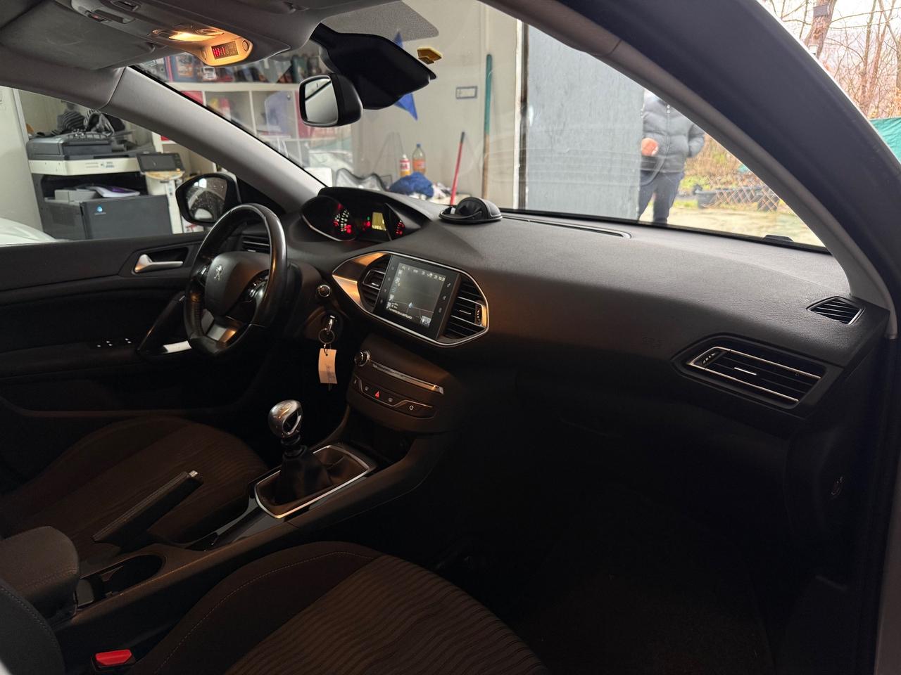 Peugeot 308 anno 2015 KM 130.000