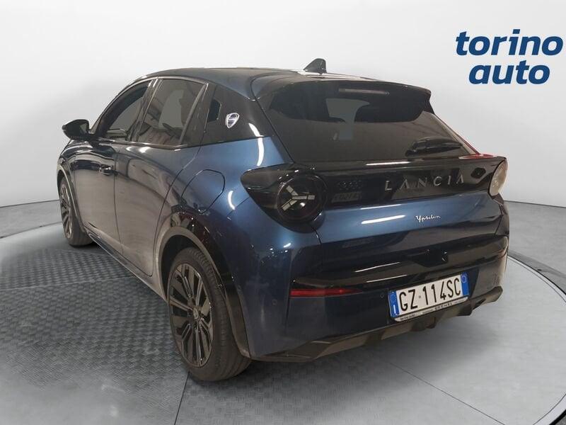 Lancia Ypsilon Ibrida Ibrida Edizione Cassina e-DCT