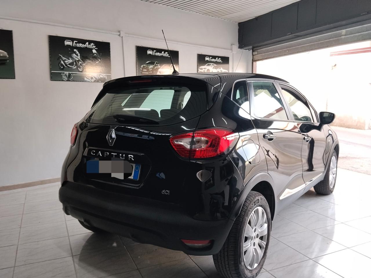 Renault Captur 1.5 diesel AUTOMATICA 2017 CON GARANZIA
