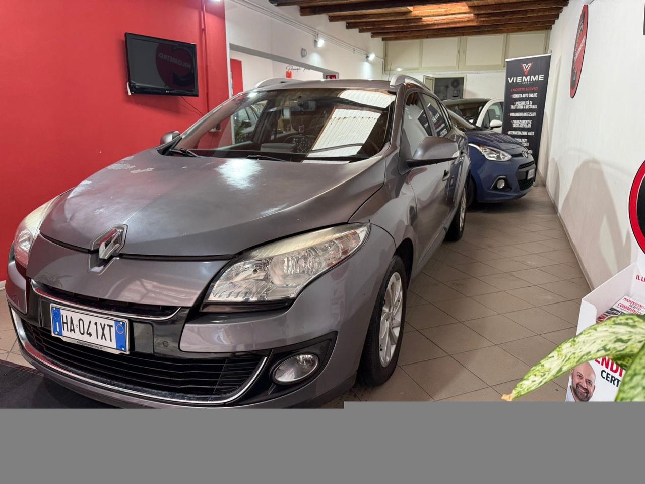 RENAULT Mégane 1.5 dCi 110 CV SporTour Live