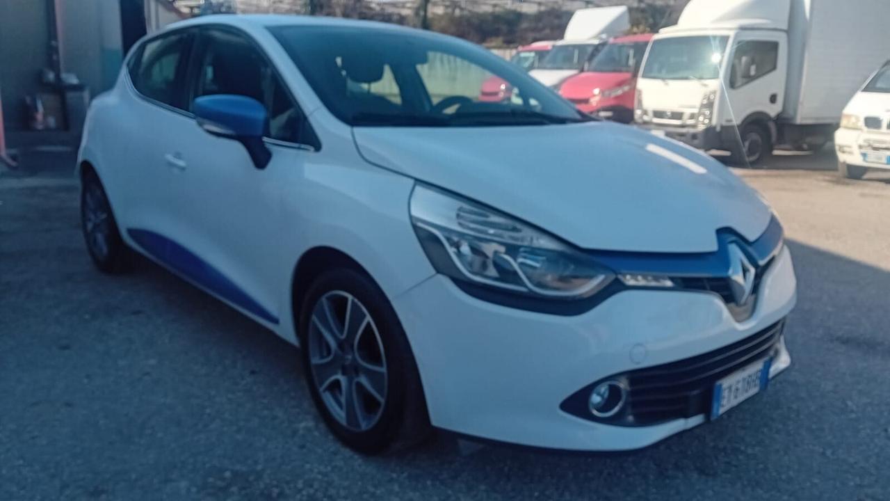 Renault clio 1.5 dci/75 cv-full-2015