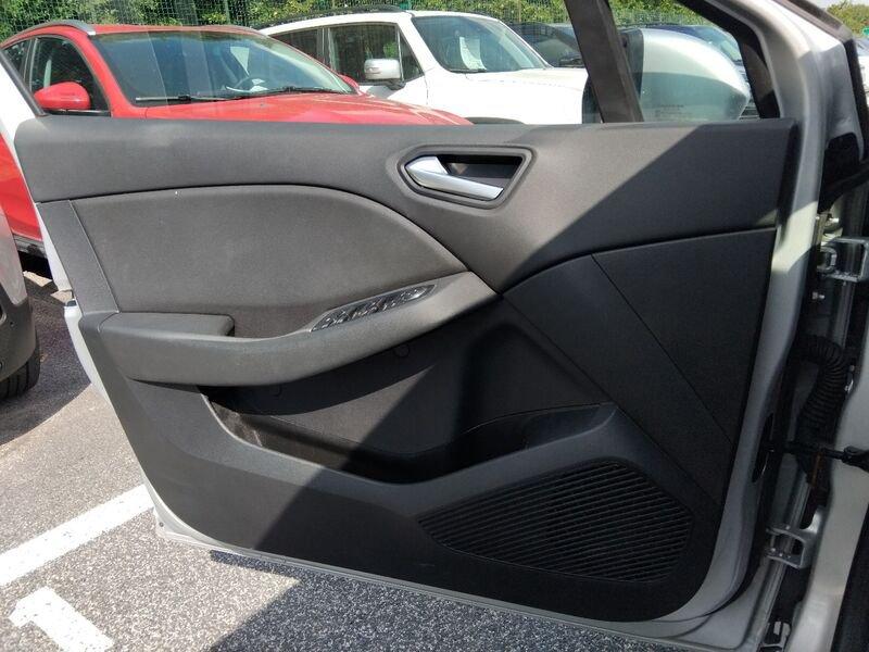 Renault Clio V 2019 1.0 tce Intens Gpl 100cv my21