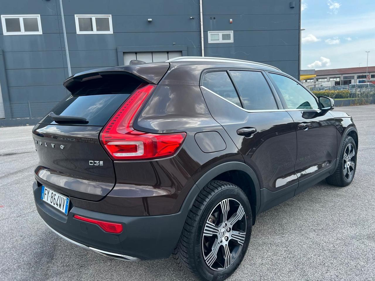 Volvo XC40 D3 Inscription * AUTOCARRO N1