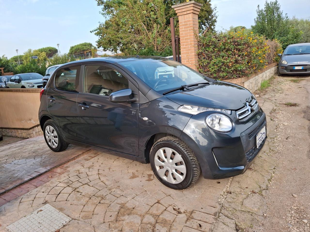 Citroen C1 VTi 68 5 porte Live cc 1.0 benz Neopatentati