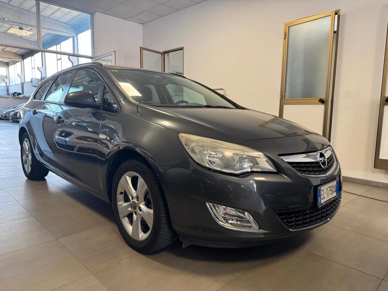 Opel Astra 1.7 CDTI 110CV 5 porte Cosmo