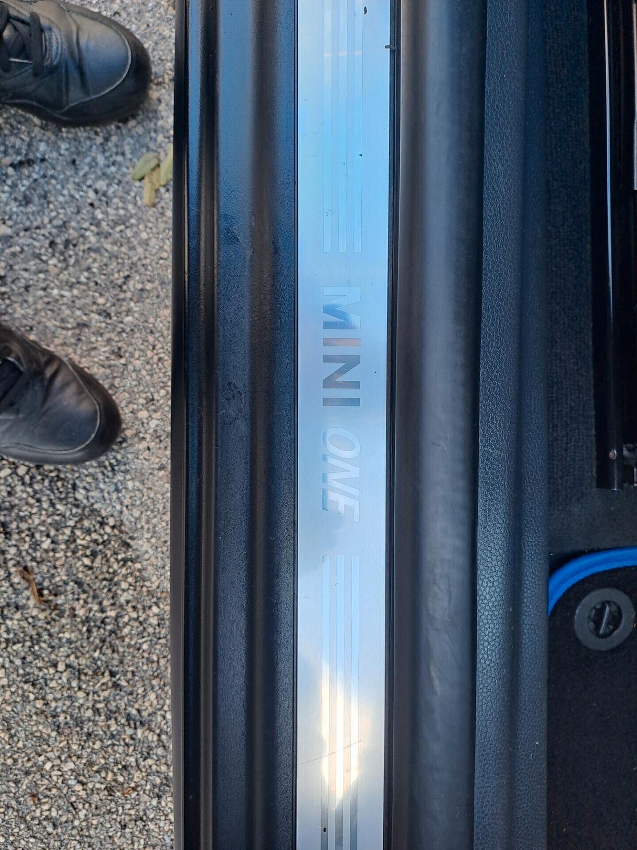 Mini 1.4 tdi One D de luxe