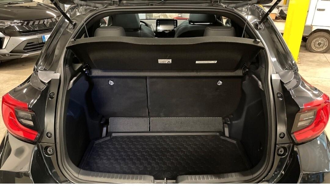 Toyota Yaris 1.5 130 Hybrid 5 porte Lounge PREZZO REALE