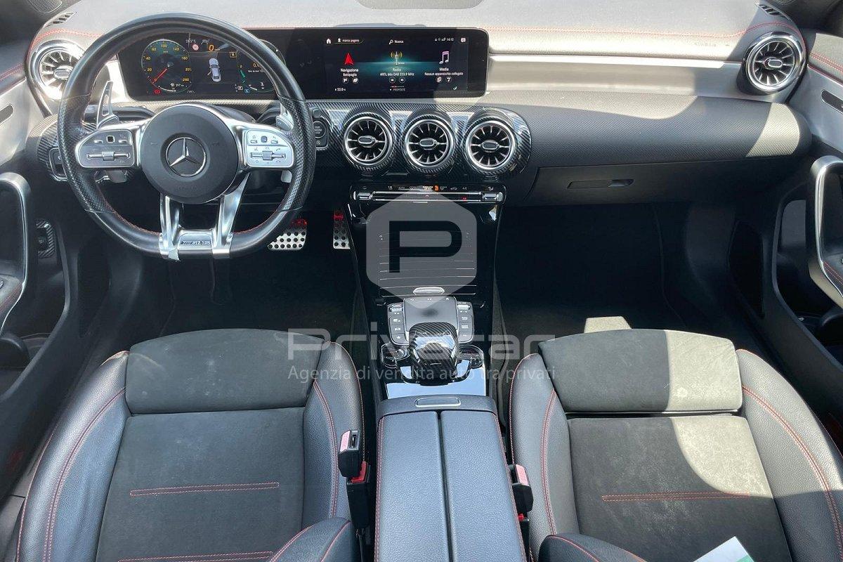 MERCEDES CLA 200 d Automatic Premium