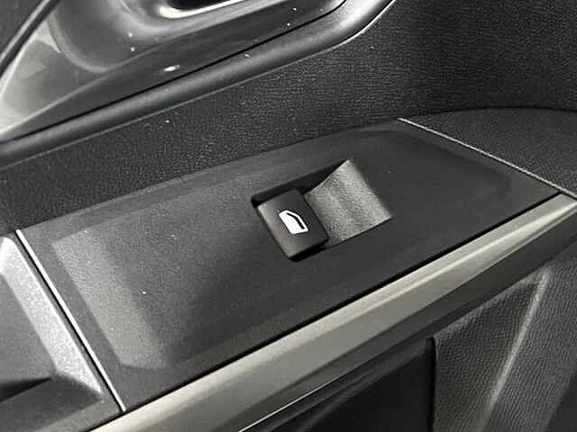 Peugeot 3008 Hybrid 145 e-DCS6 Allure