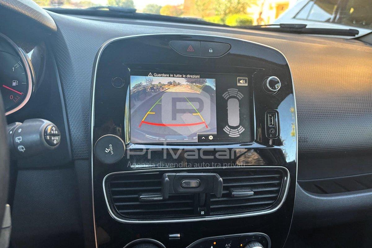 RENAULT Clio dCi 8V 90 CV EDC 5 porte Moschino Zen