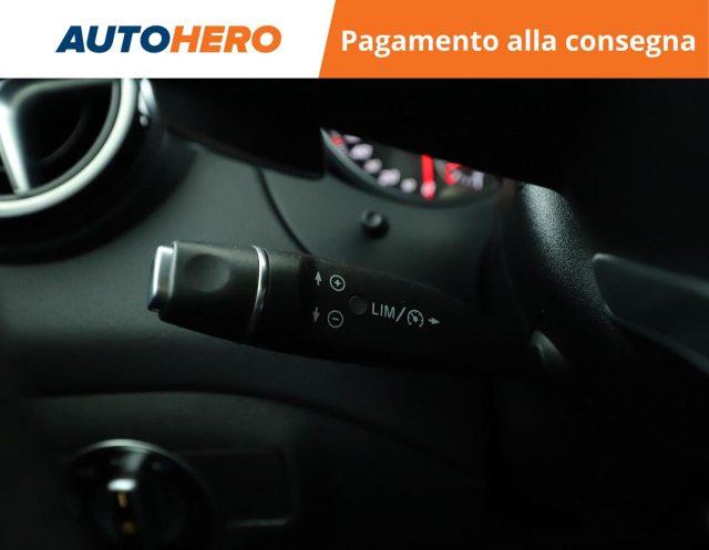 MERCEDES-BENZ CLA 180 Premium