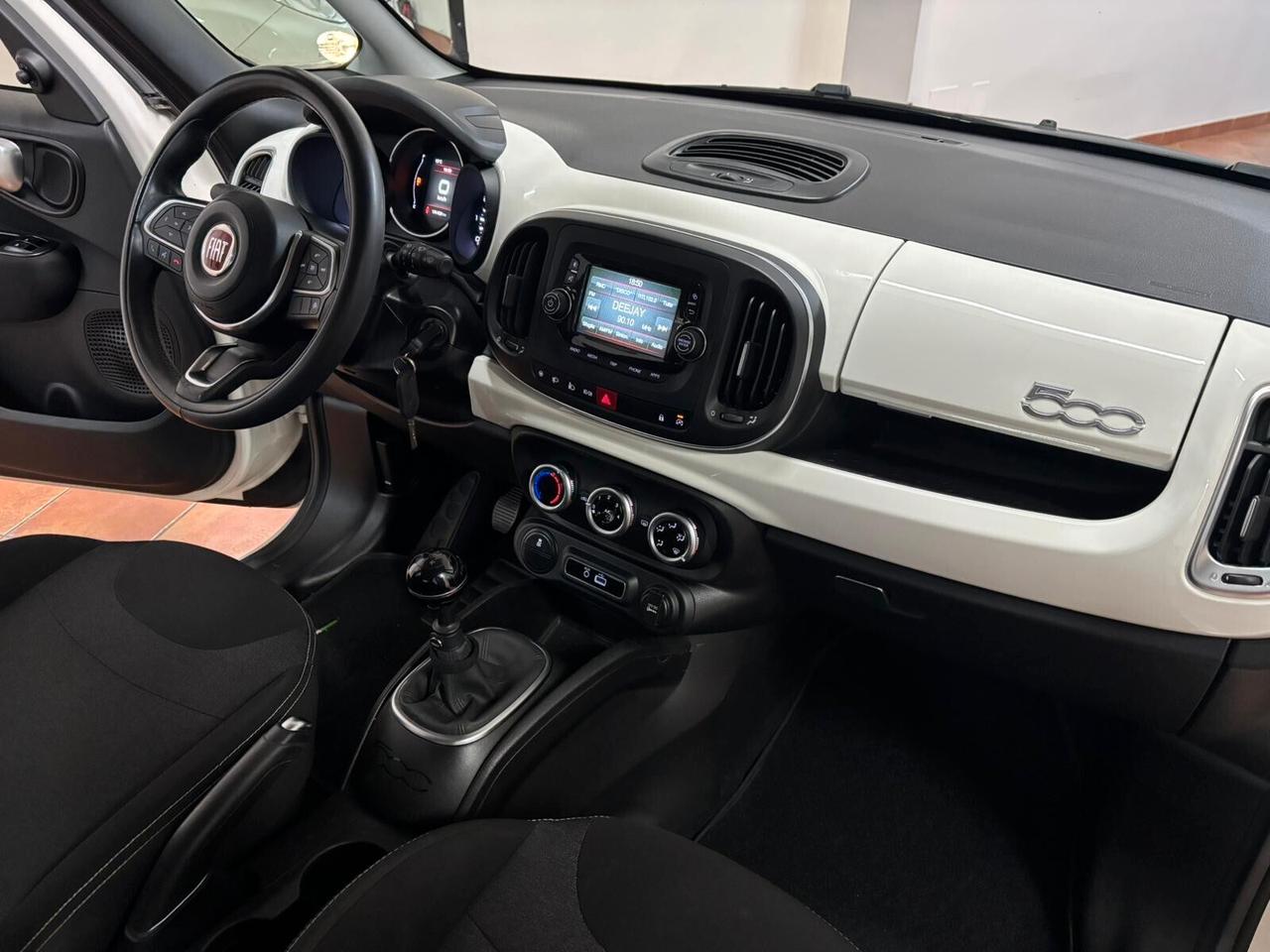 FIAT 500L 10/2017 1.3 MJT 130.000 KM