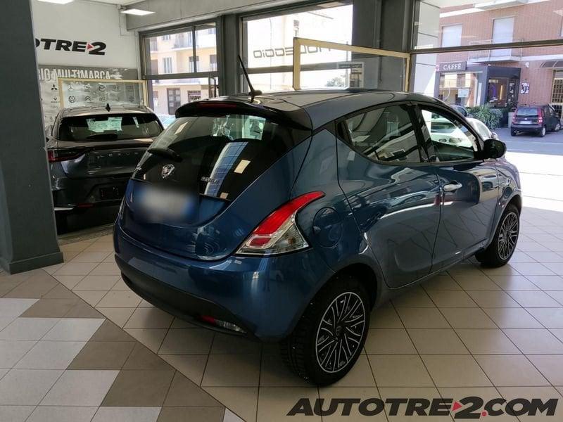 Lancia Ypsilon Ypsilon 1.0 firefly hybrid Gold Plus s&s 70cv