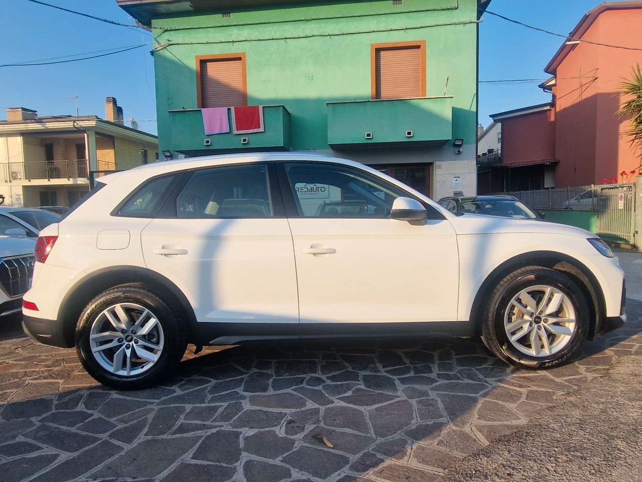 Audi Q5 35 TDI S tronic Business