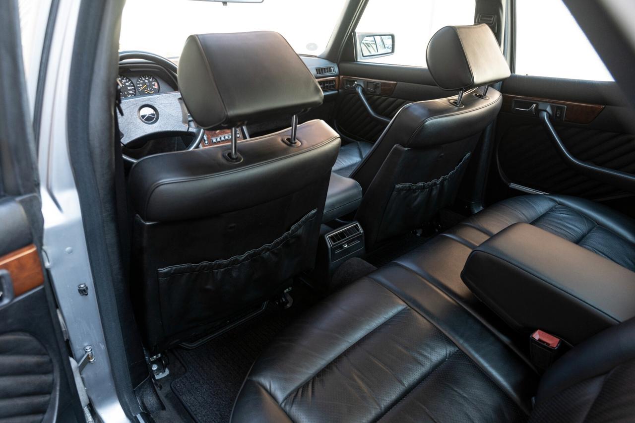 Mercedes-benz S 300 SE W126* Targa MI Originale* KM Certificati* Condizioni da Showroom!
