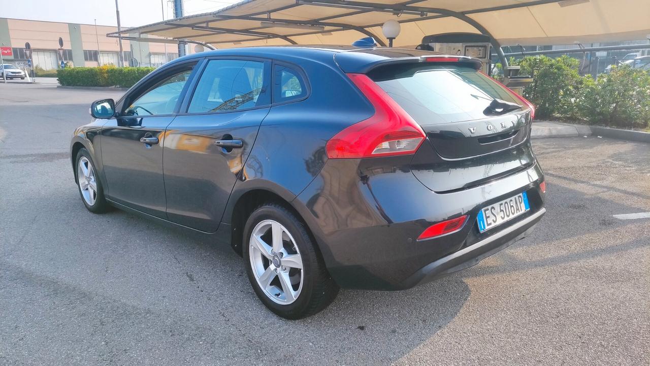 Volvo V40 1.6 Diesel NEOPATENTATI - 2013
