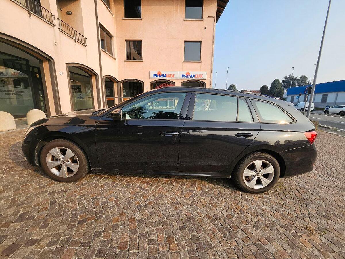 Skoda Octavia Station Wagon 1.5 e-tec Executive dsg