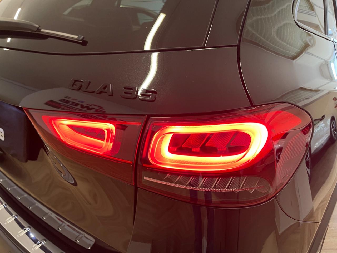 MERCEDES GLA 35 AMG 4MATIC Tetto 2022