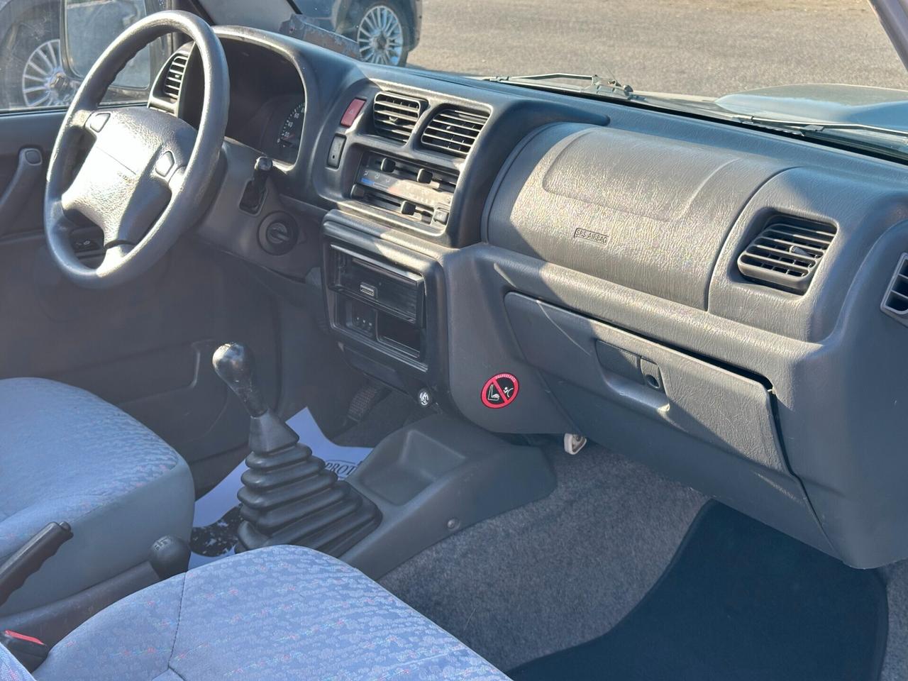 Suzuki Jimny 1.5 DDiS 4WD Cabrio – con Hard Top