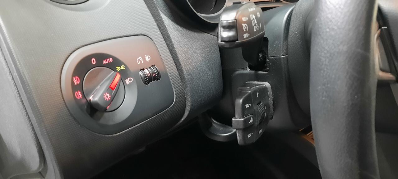 Seat Ibiza 1.2 70 CV 5 porte Business