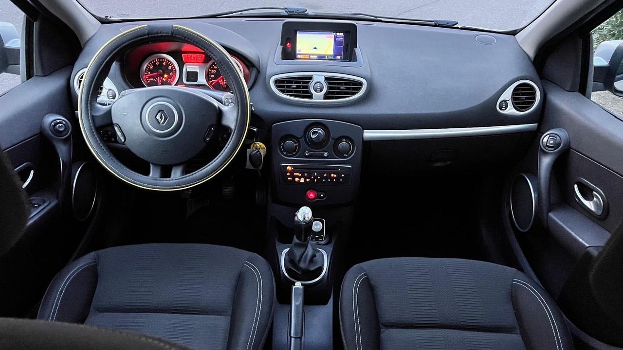 Renault Clio 1.2 16V 5 porte Dynamique