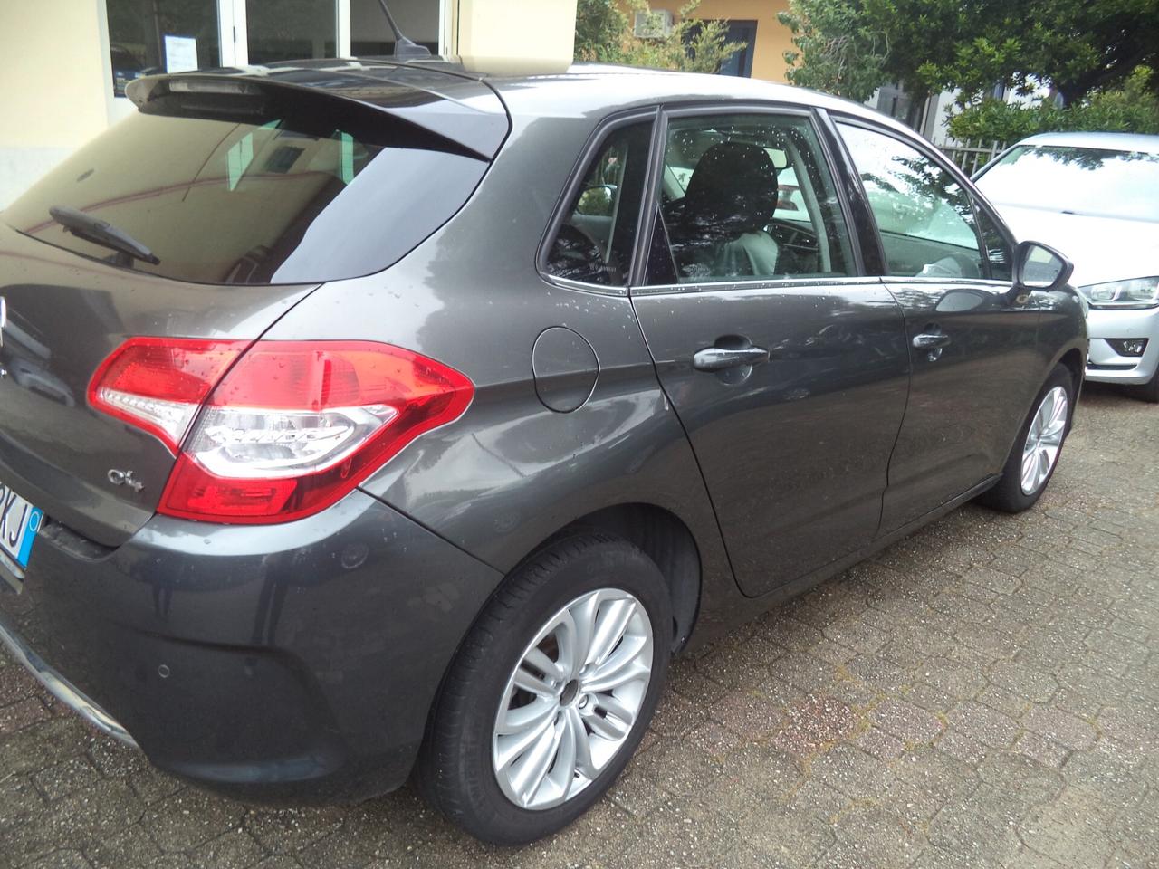 Citroen C4 1.6 e-HDi 115 airdream Exclusive