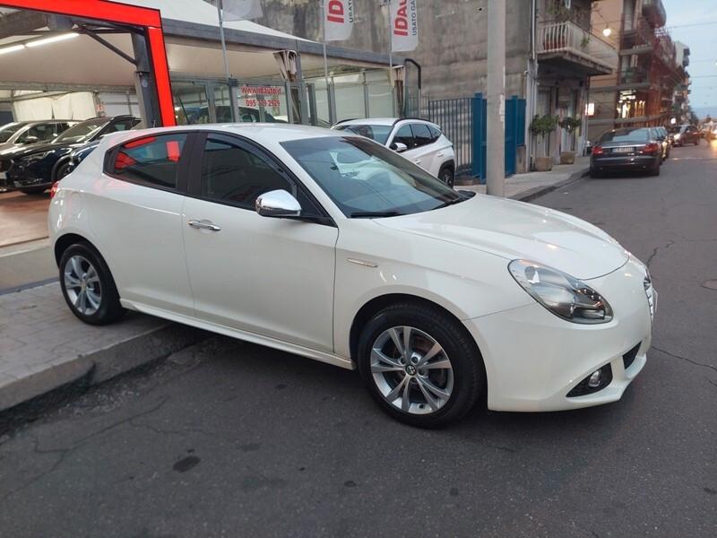 Alfa Romeo Giulietta 1.6 JTDm-2 105 CV Exclusive