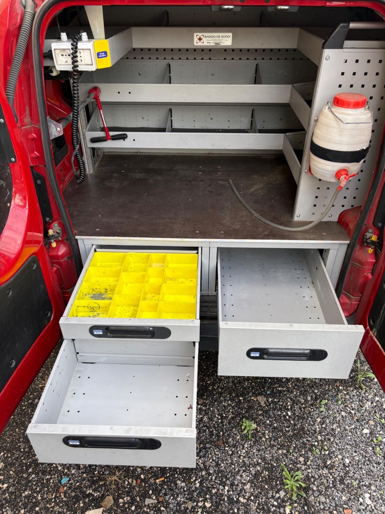 Fiat Fiorino 1.3 MJT 95CV adventure officina