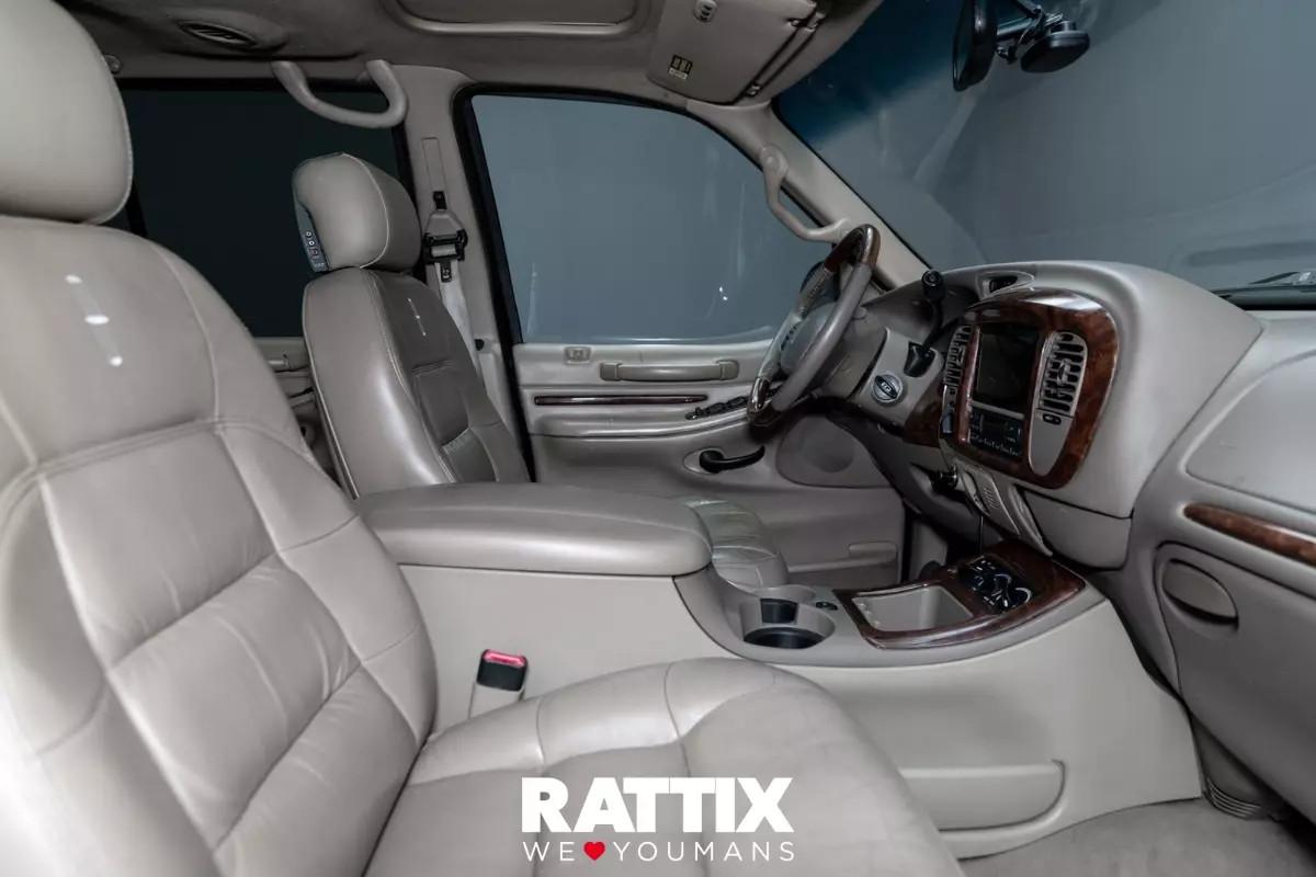 Lincoln Navigator 5.4 V8 GPL 300CV 4WD 7p.ti + barre portatutto