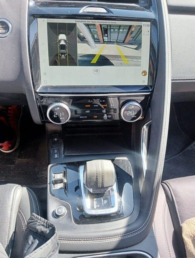 JAGUAR E-Pace 1.5 I3 160 HYBRID MHEV Auto R-Dynamic SE