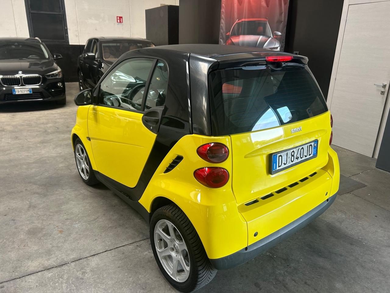 Smart ForTwo 1000 52 kW coupé pure