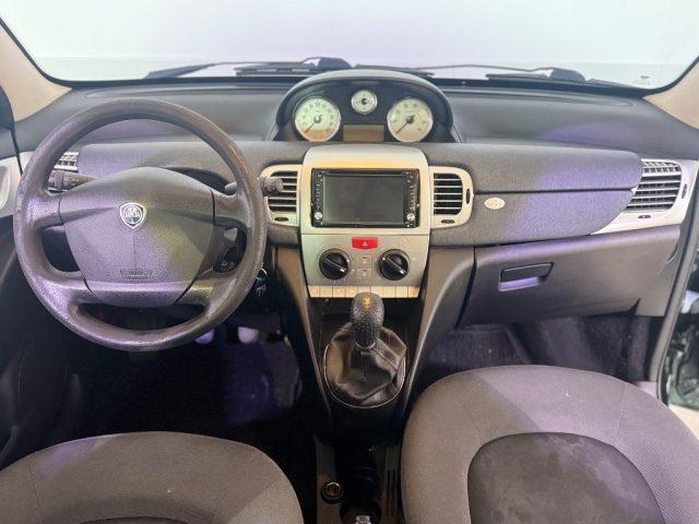 LANCIA Ypsilon 1.2 Versus