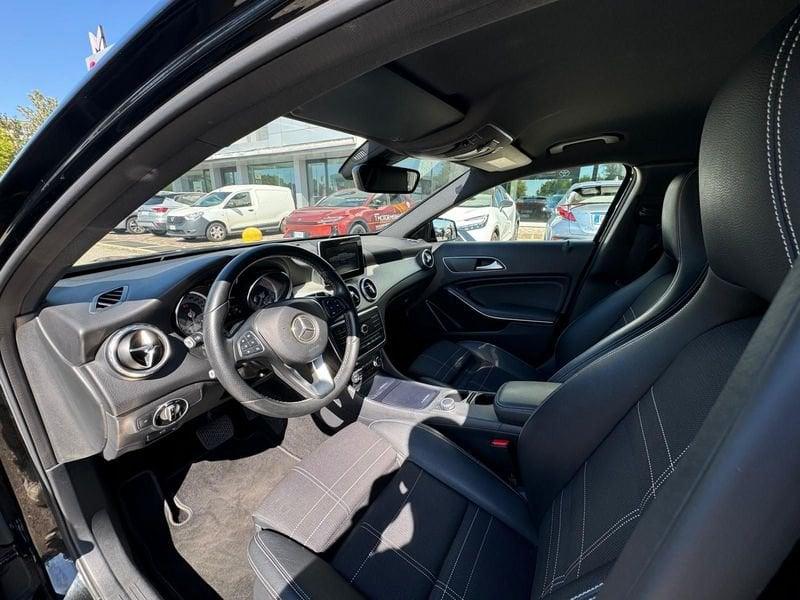 Mercedes-Benz GLA 200 CDI AUTOMATIC Premium
