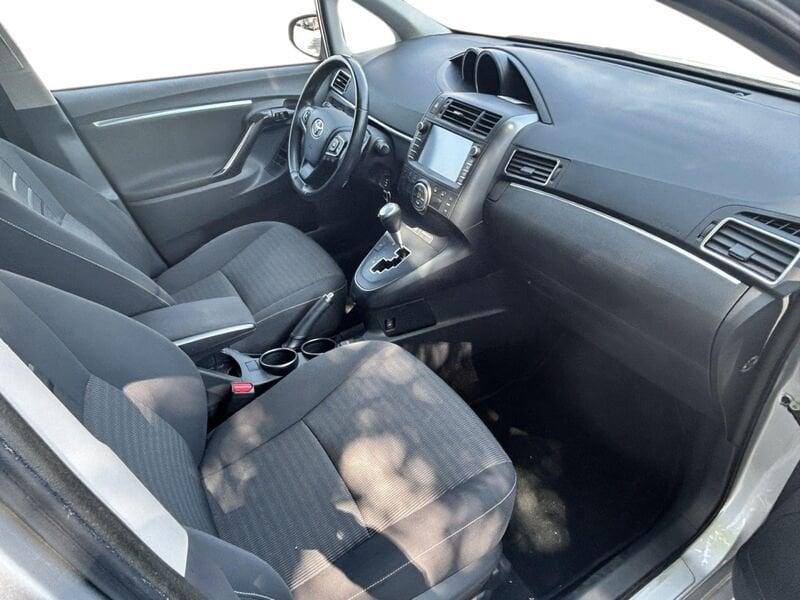Toyota Verso 1.8 CVT Active 7 POSTI