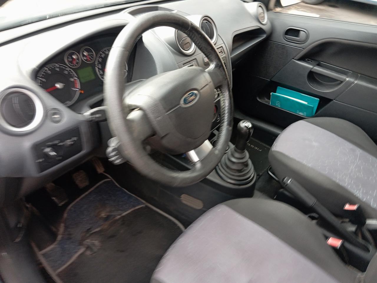 Ford Fiesta 1.2 titanium