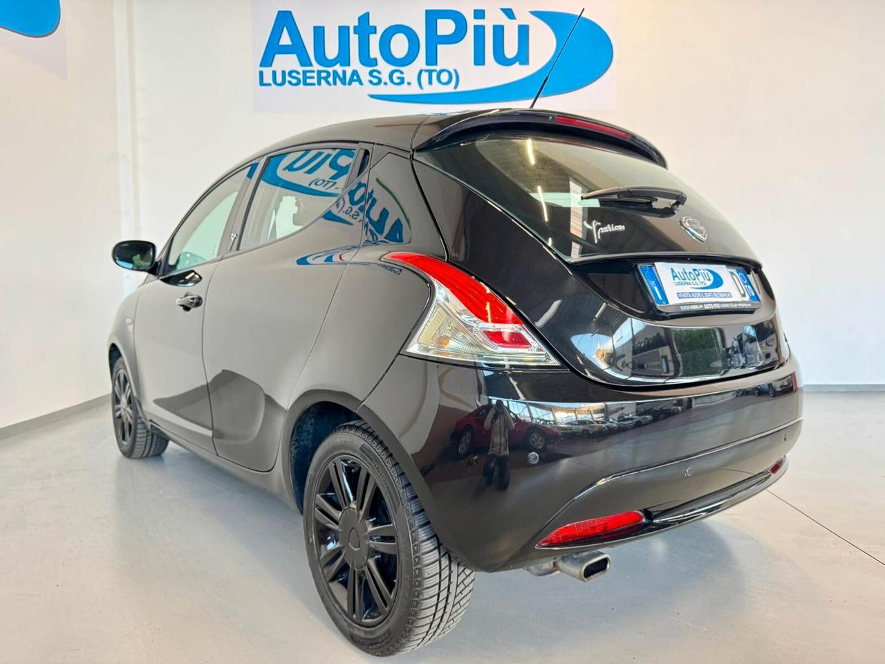 Lancia Ypsilon 1.2 69 CV 5 porte S&S 5 posti