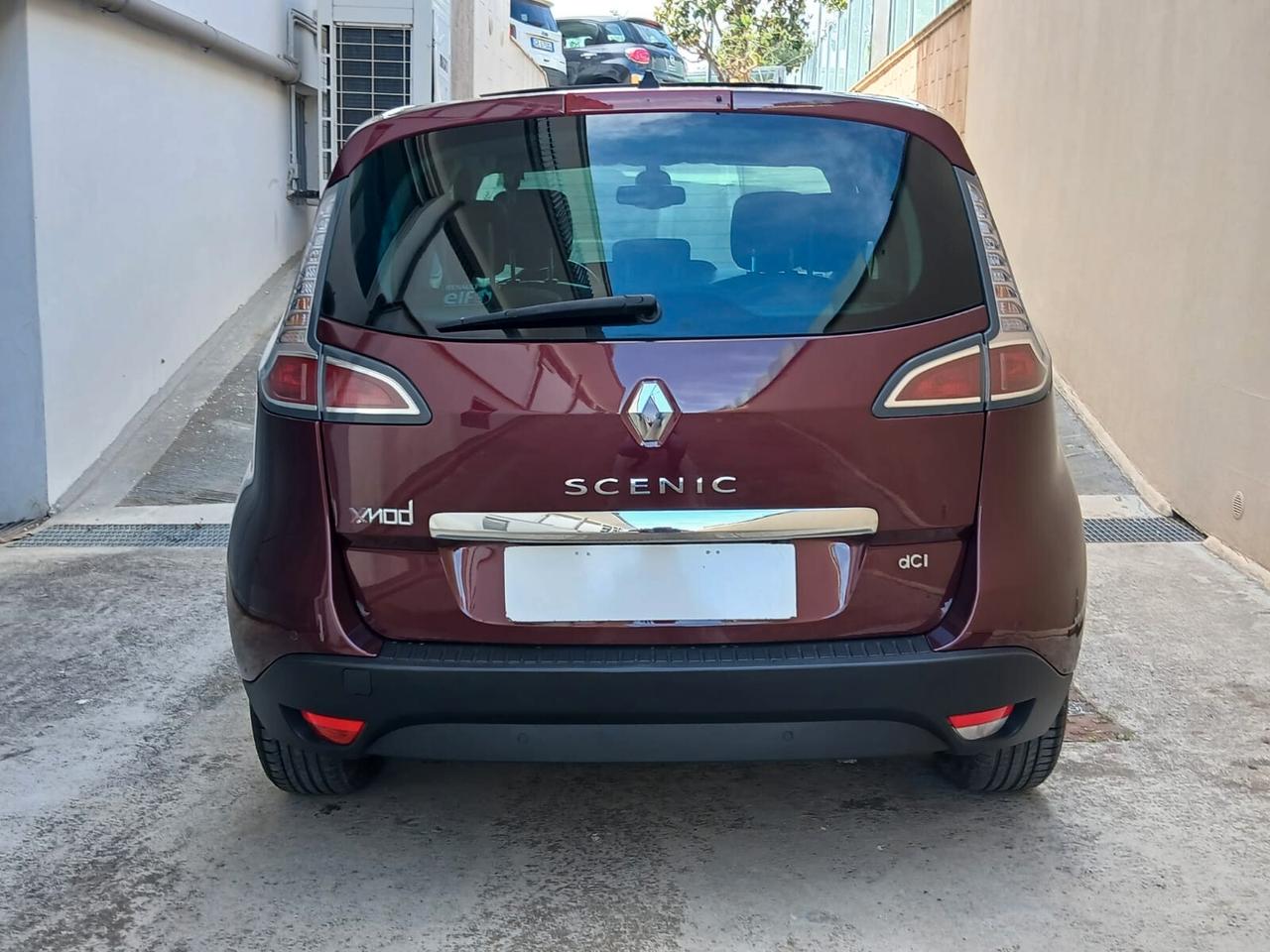 Renault Scenic Scénic XMod 1.5 dCi 110CV EDC Bose