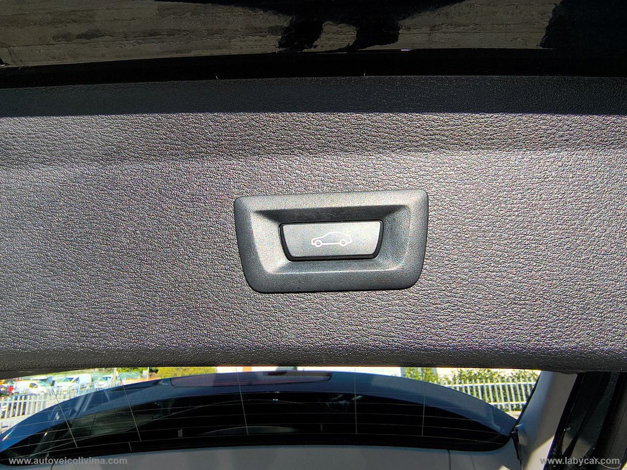 BMW X1 sDrive18d Business Advantage AUTOMATICO