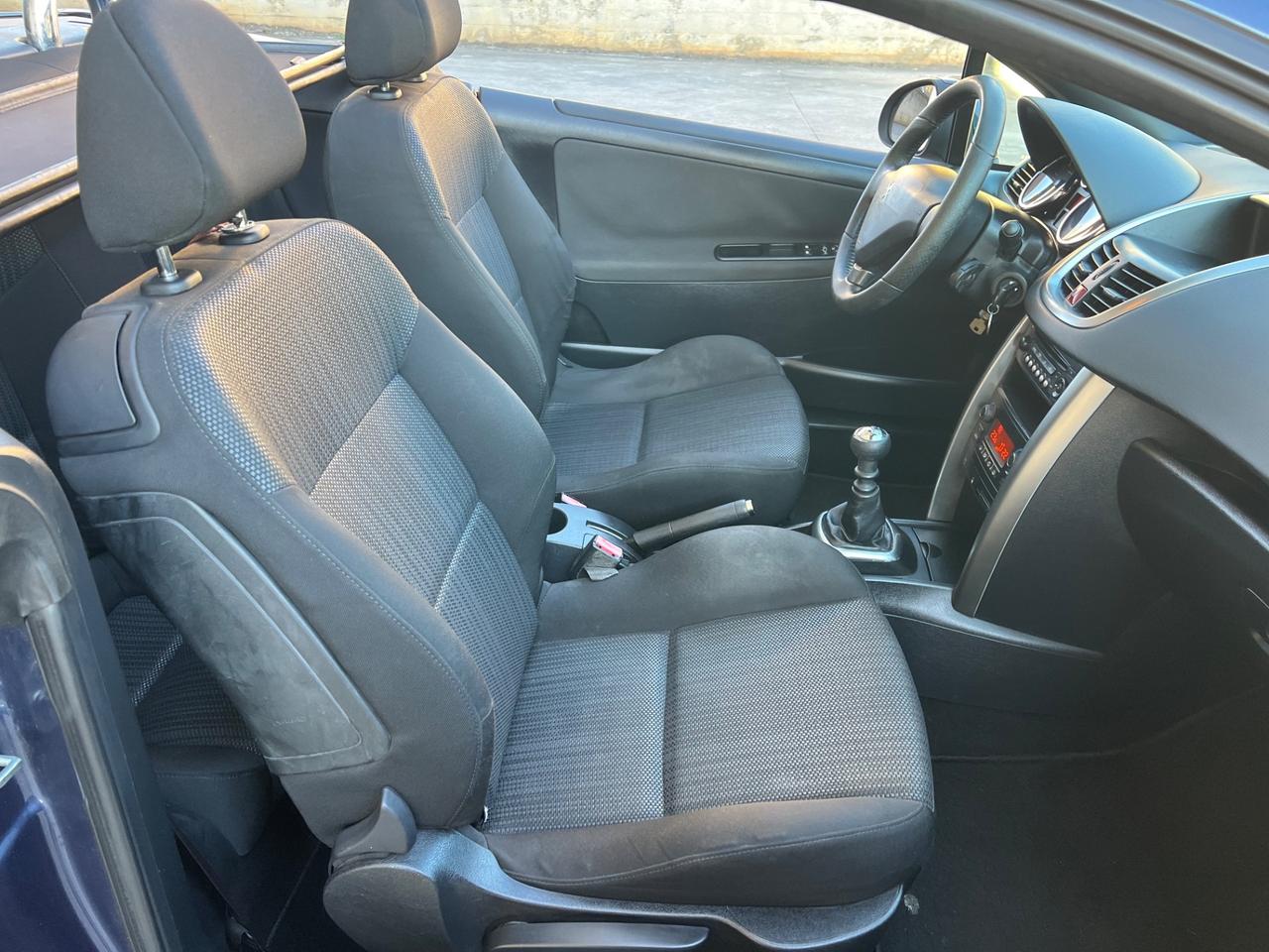 Peugeot 207 1.6 8V HDi 112CV CC Allure Cabrio