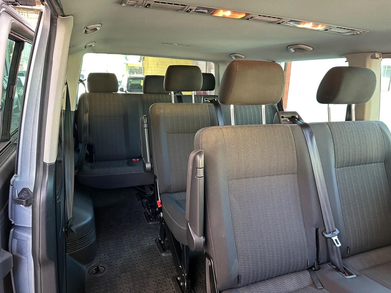 VW Caravelle 2.0 TDI DSG Passo Lungo 9P. garanzia