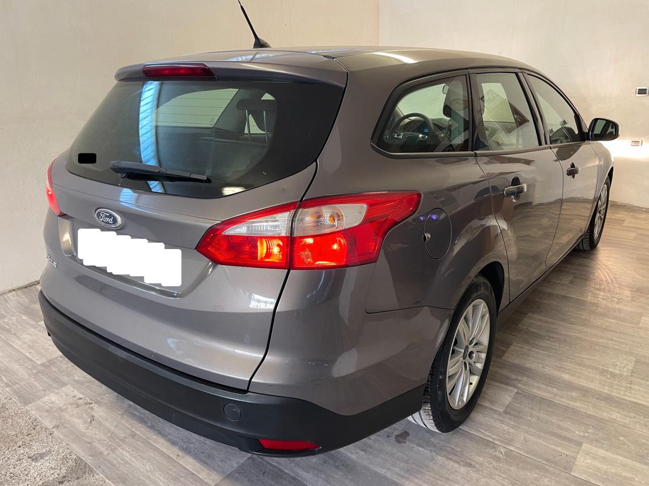 Ford Focus 1.6 TDCi 115 CV SW Individual FULL OPTIONAL